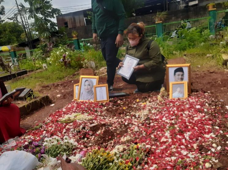 Yanti, tukang pijit langganan Vanessa Angel. (MataMata.com/Evi Ariska)