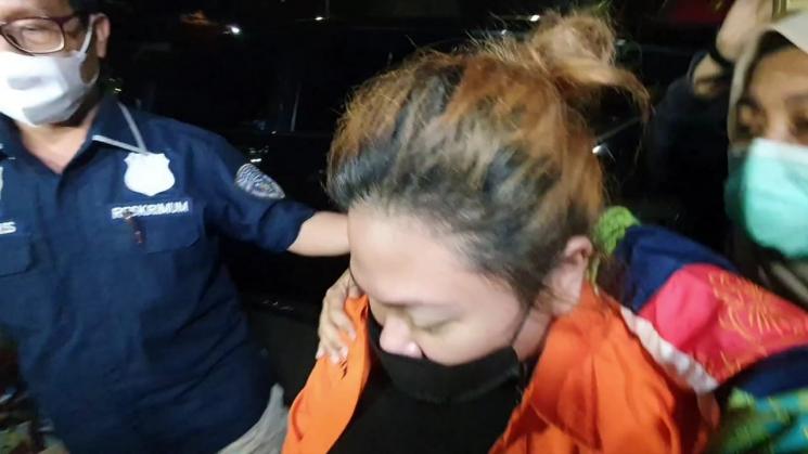 Putri Nia Daniaty, Olivia Nathania alias Oi resmi ditahan [MataMata.com/Evi Ariska]