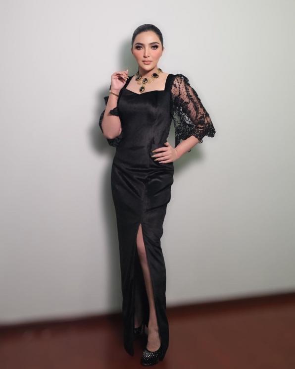 Adu Gaya Artis di AMI Awards (Instagram/@officalrcti)