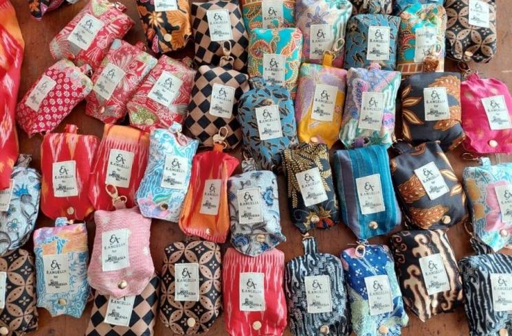 Suvenir yang dibuat di PSBD Budi Bhakti (Matamata.com/Lilis Varwati)