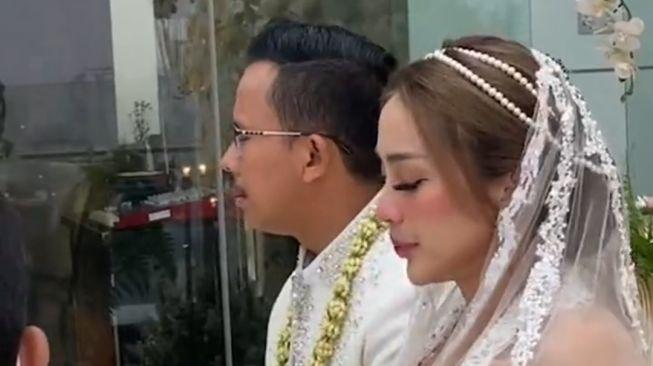 Pernikahan Cupi Cupita dengan Bintang Bagus [Instagram/cupitagobas19]
