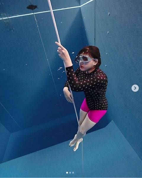 Potret Vicky Shu Latihan Freediving (Instagram/vickyshu)