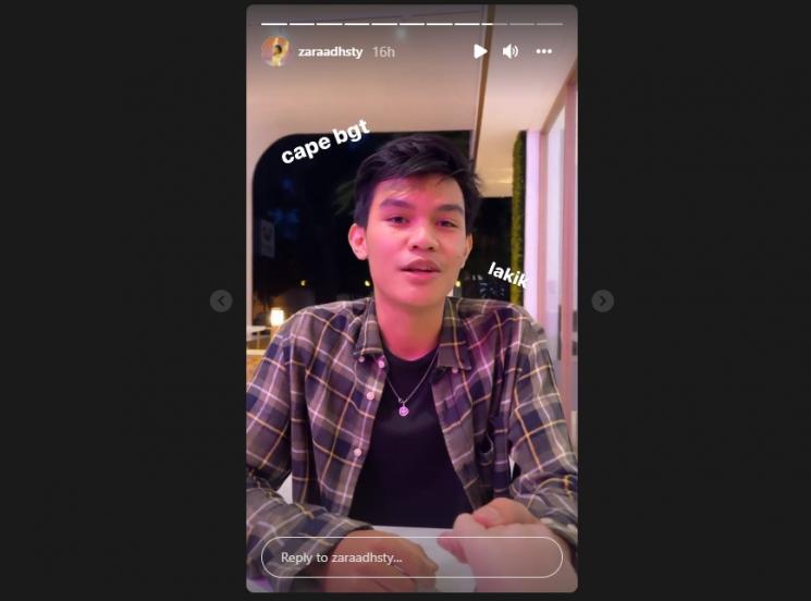 Adhisty Zara dan sahabatnya. (Instagram/zaraadhsty)