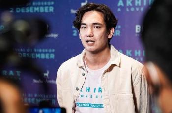 11 Film Adipati Dolken yang Wajib Ditonton, Terbaru Akhirat: A Love Story