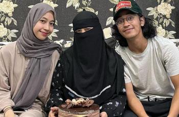 Umi Pipik Bela Abidzar soal Pegang dan Cium Anjing: Ini Ada Unsur Dakwahnya