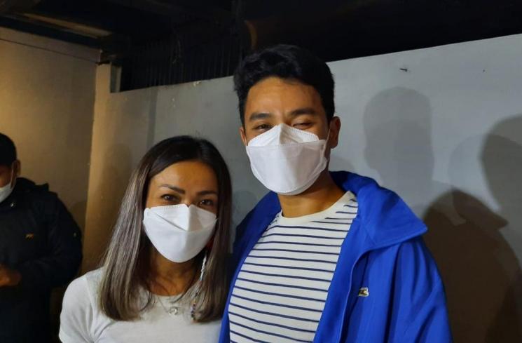 Nirina Zubir dan adik. (MataMata.com/Ismail)