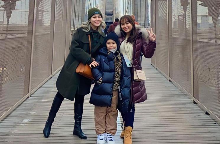 Potret Liburan Ayu Ting Ting di New York (Instagram/@ayutingting92)