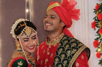 6 Potret Pernikahan Aishwarya Sharma dan Neil Bhatt, Sakral Namun Romantis!