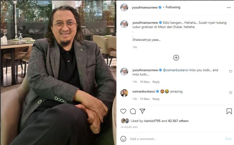 Ustaz Yusuf Mansur pamer rambut gondrong. (Instagram/yusufmansurnew)