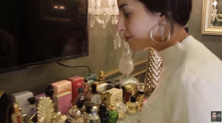 Tasya Farasya bahas awal mula suka koleksi parfum mahal. (YouTube/Tasya Farasya)