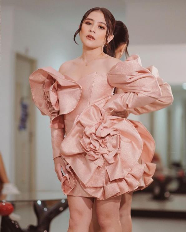 Prilly Latuconsina (Instagram/prillylatuconsina96)