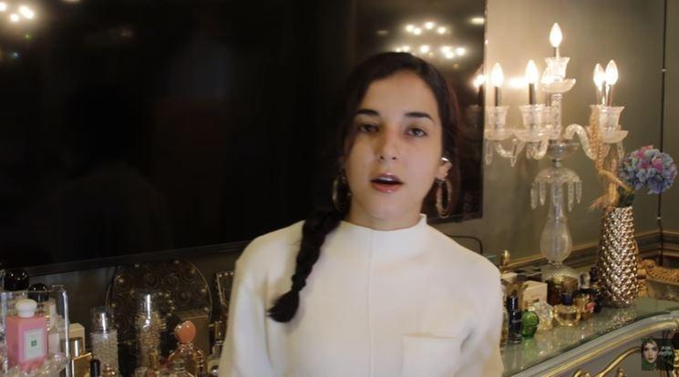 Tasya Farasya bahas awal mula suka koleksi parfum mahal. (YouTube/Tasya Farasya)