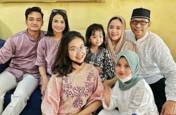 Mayang dan Doddy Sudrajat Menangis di Depan Makam Ibu Vanessa Angel, Cari Simpati?