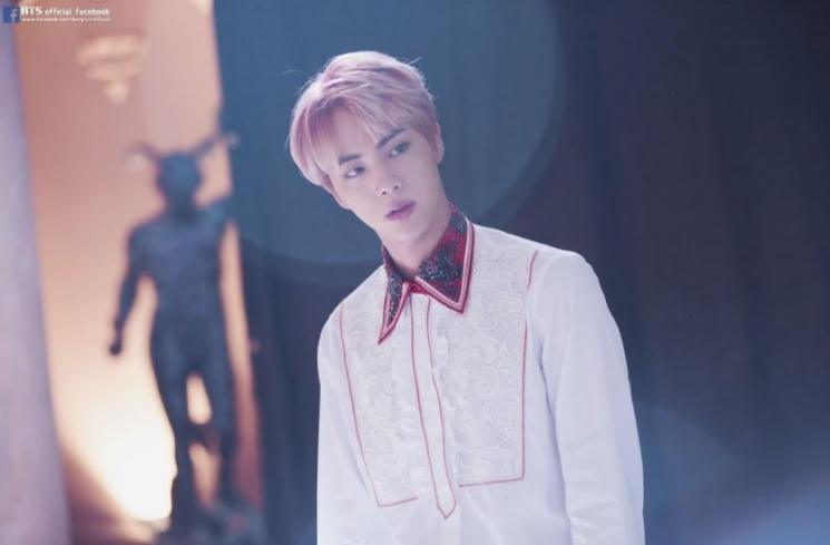 Transformasi Jin BTS (big hit entertainment)