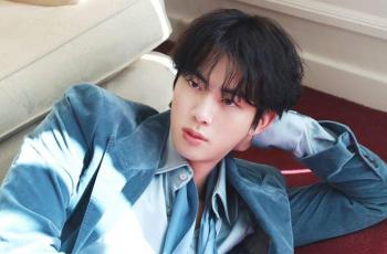 Jin BTS Rilis Lagu Trot Super Tuna, Jogetnya Jadi Sorotan