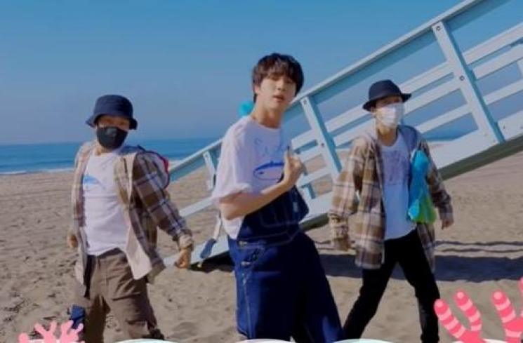 Jin BTS rilis lagu trot. (Youtube/BANGTANTV)
