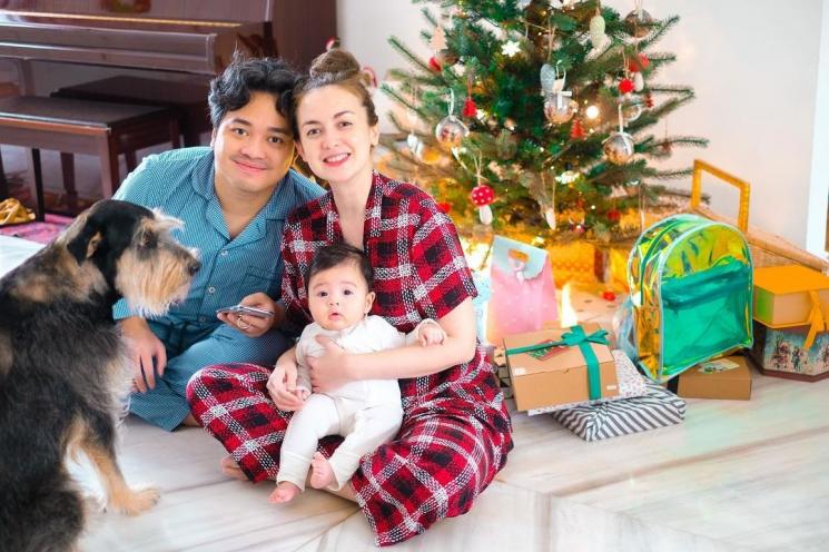 Ide Outfit Natal Ala Artis (instagram/@riantic)