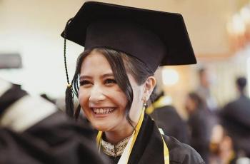 Jadi Lulusan Terbaik, Prilly Latuconsina Dapat Beasiswa Full S2