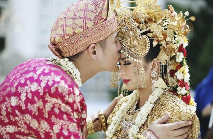 Pernikahan Artis Bertema Adat Palembang (instagram/@axioo)