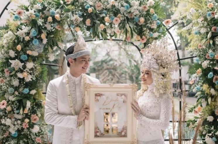 Pernikahan Artis Bertema Adat Palembang (instagram/@dindahw)