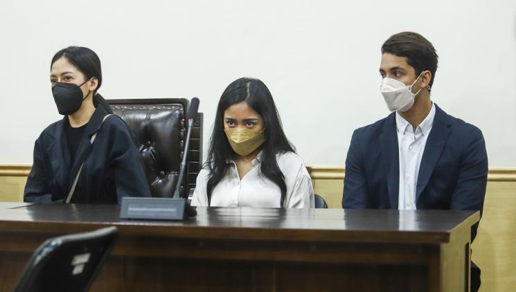 Rachel Vennya jalani sidang kasus pelanggaran kekarantinaan kesehatan. [MataMata.com/Alfian Winanto]