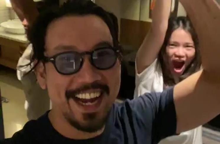 Potret Artis Jalani Karantina di Hotel. (Instagram/@sumargodenny)