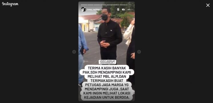 Momen Doddy Sudrajat Tabur Bunga di Tol (Instagram/irma_rachim)