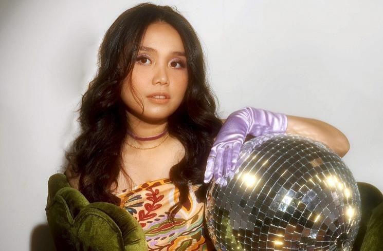 Neida merilis lagu
