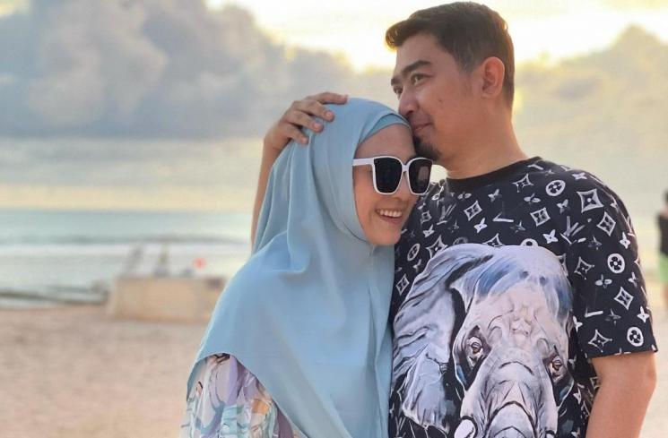 Artis Menikah di Tanggal Cantik (instagram/@apriljasmine85)