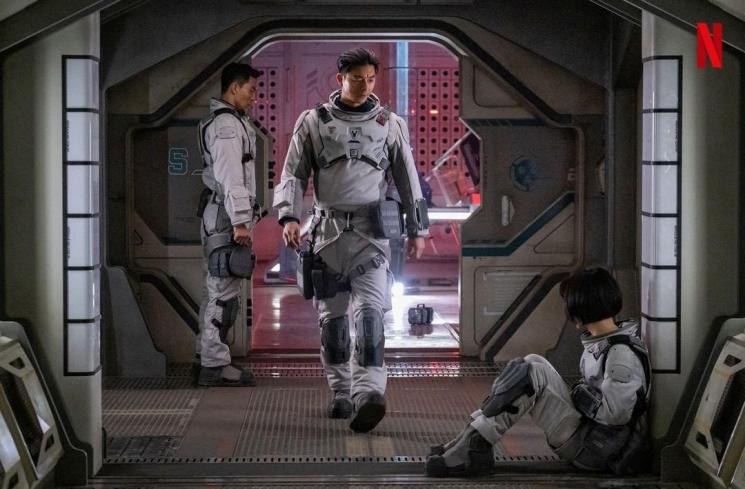 Potret di Balik Layar The Silent Sea (Instagram/@netflixkr)