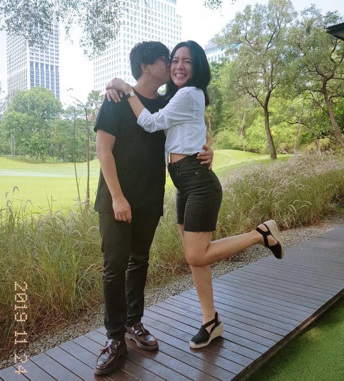 Potret Dea Ananda dan Ariel Nidji. (Instagram/@dea_ananda)