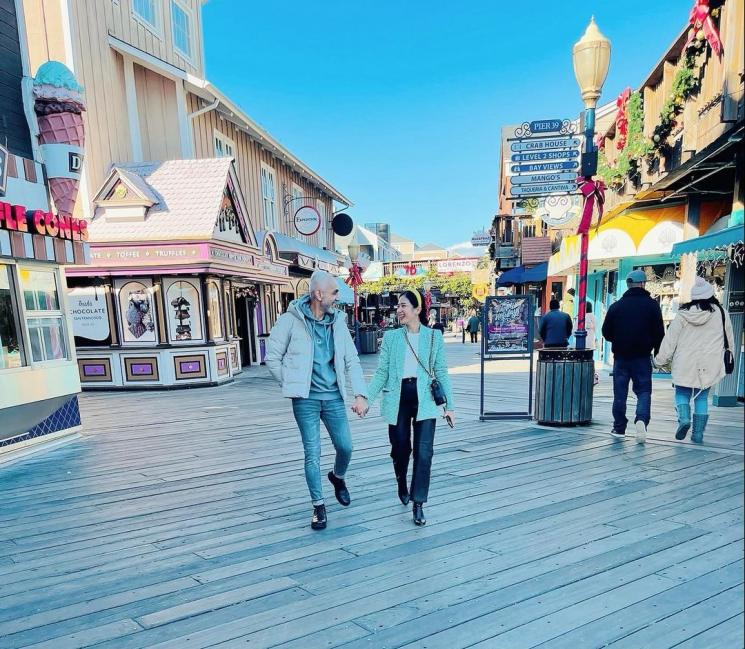 Potret Bunga Zainal Liburan di San Francisco. (Instagram/@bungazainal05)