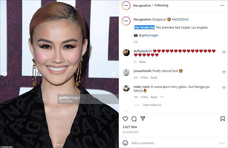 Gaya Agnez Mo di premiere film "The Tender Bar". (Instagram/@the.agnation)