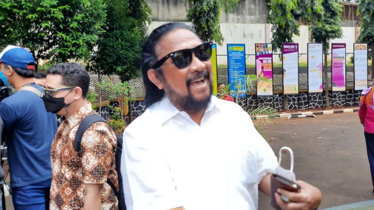 Jamal Mirdad jadi saksi di sidang Kenang Mirdad. (MataMata.com/Ismail)