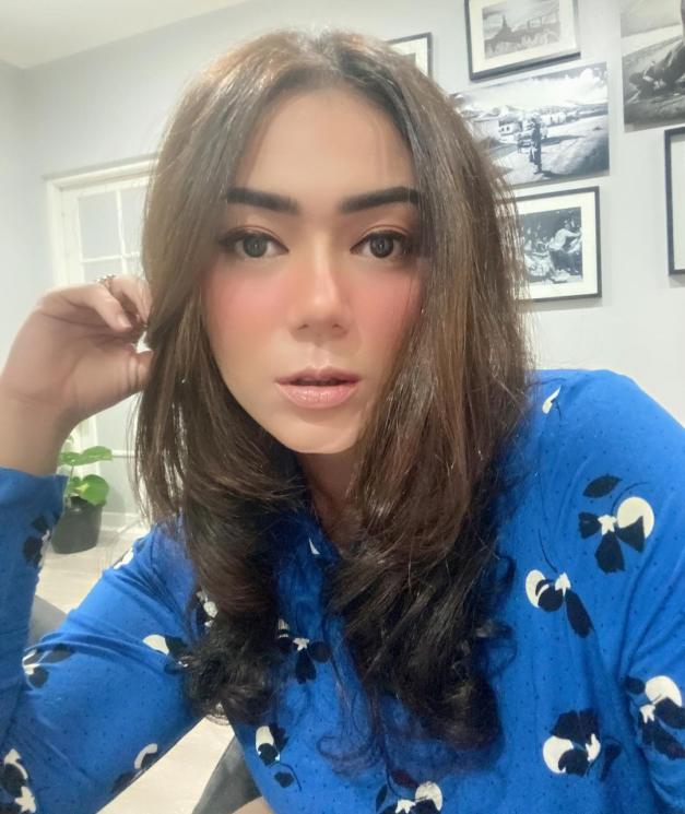 Artis Jadi Janda di Tahun 2021. (Instagram/thalitalatief)