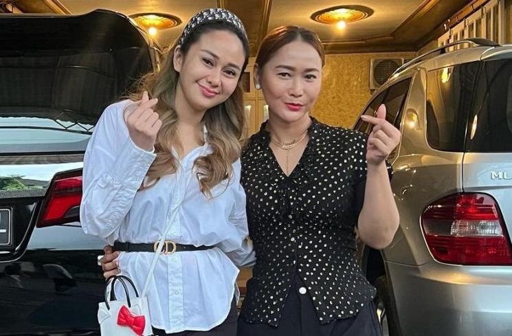 Denise Chariesta dan Inul Daratista. (Instagram/denise.chariesta.official)
