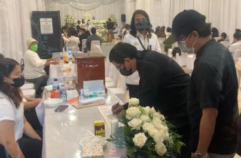 Ayah Gaga Muhammad Hadir Melayat Jenazah Laura Anna