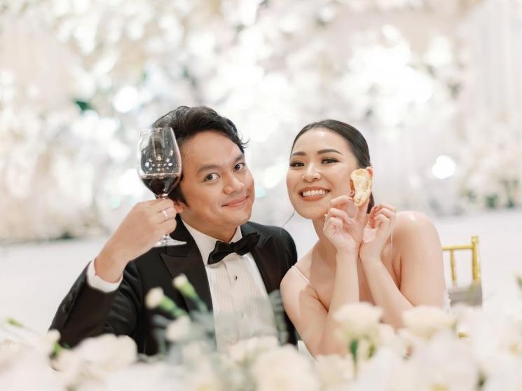 Artis rayakan Natal pertama setelah menikah (Instagram/@calvinjeremy)