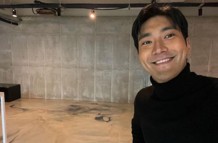 Artis Korea Suka Makanan Indonesia (Instagram/@siwonchoi)