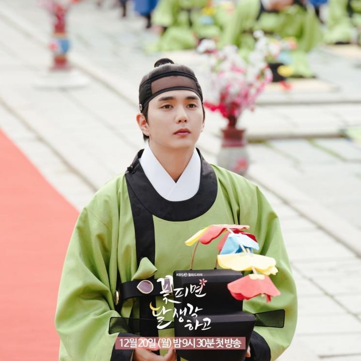 Pesona Yoo Seung Ho di Moonshine (Instagram/@kbsdrama)