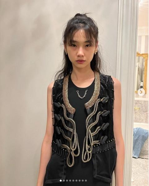 Potret Terbaru Jung Ho Yeon (Instagram/hoooooyeony)