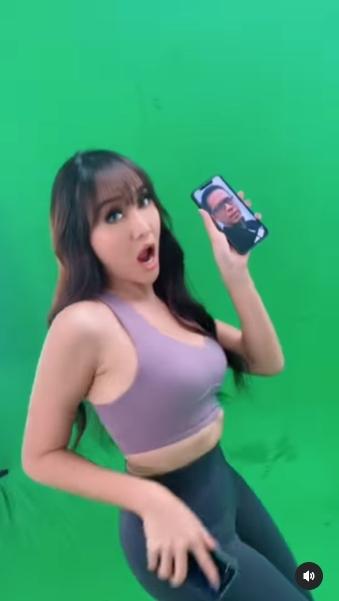 Lucinta Luna diam-diam simpan foto Doddy Sudrajat di hp. (Instagram/lucintaluna_manjalita)