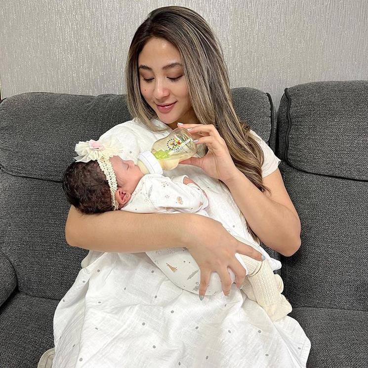 Artis Rayakan Hari Ibu Pertama Kali sebagai Ibu. (Instagram/@marginw)