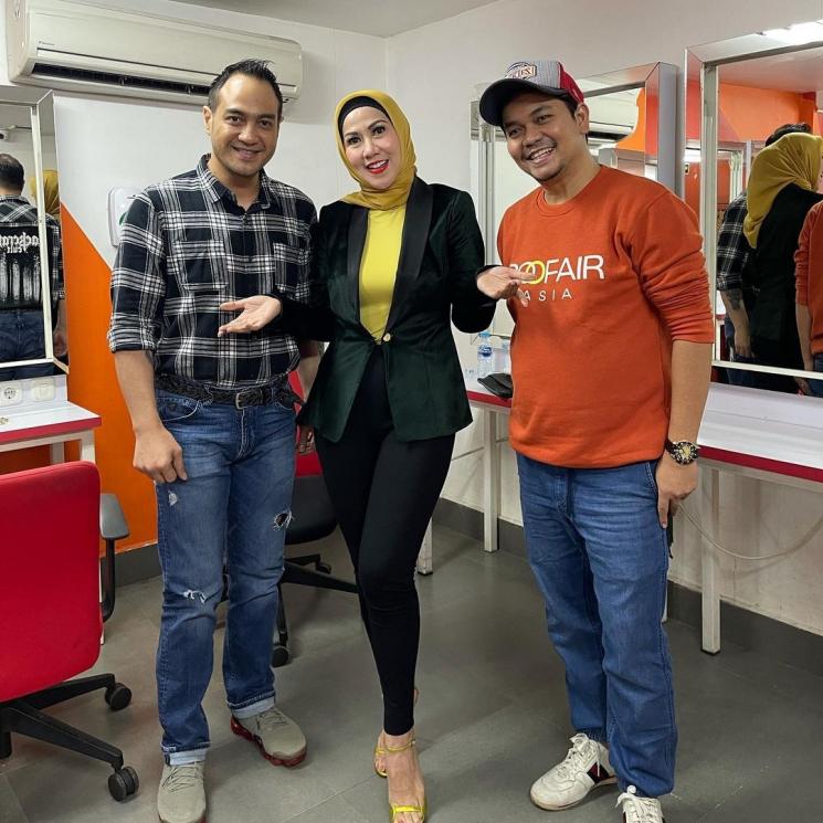Gaya Pacaran Venna Melinda dan Ferry Irawan (Instagram/@vennamelindareal)