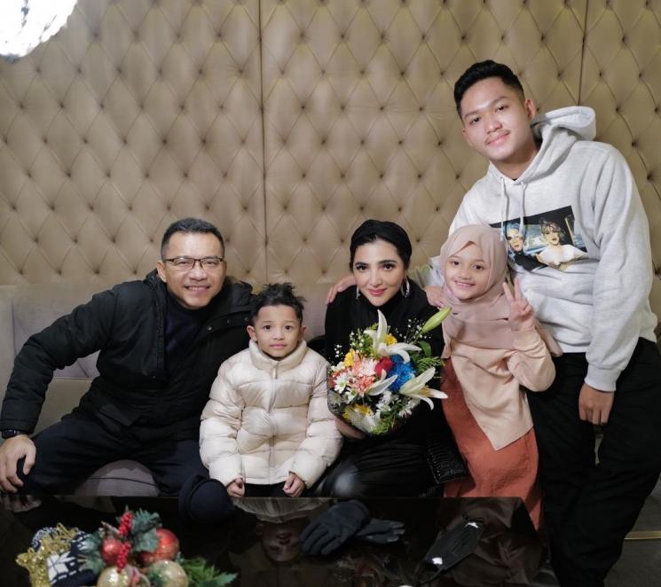Potret Keluarga Anang Ashanty ke Turki (Instagram/@ashanty_ash)