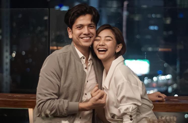 Pasangan Artis Hasil Perjodohan Netizen. (Instagram/@glencachysaraofficial)