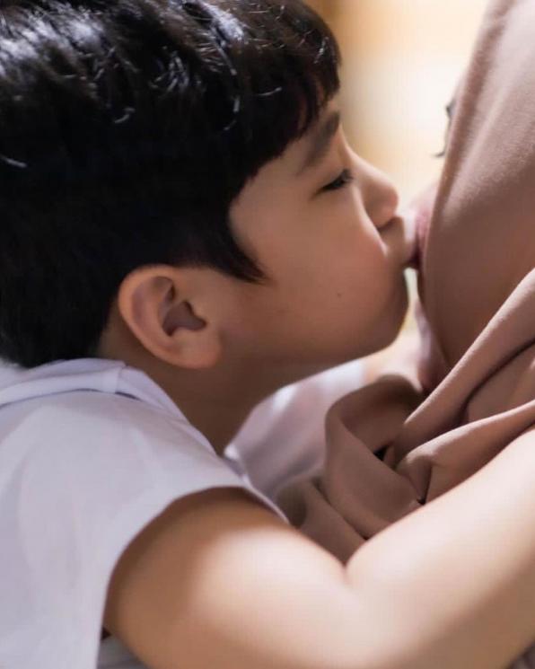 Potret Kompak Rafathar dan Mbak Lala (Instagram/@shela_lala96)