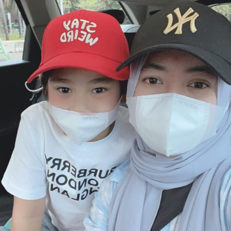 Potret Kompak Rafathar dan Mbak Lala (Instagram/@shela_lala96)