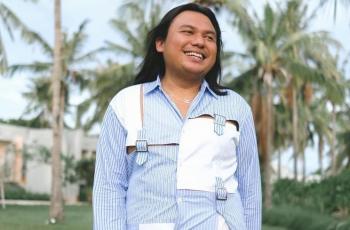 Keanu Agl Nyender Manja di Bahu Fadly Faisal, Senyumnya Auto Jadi Sorotan