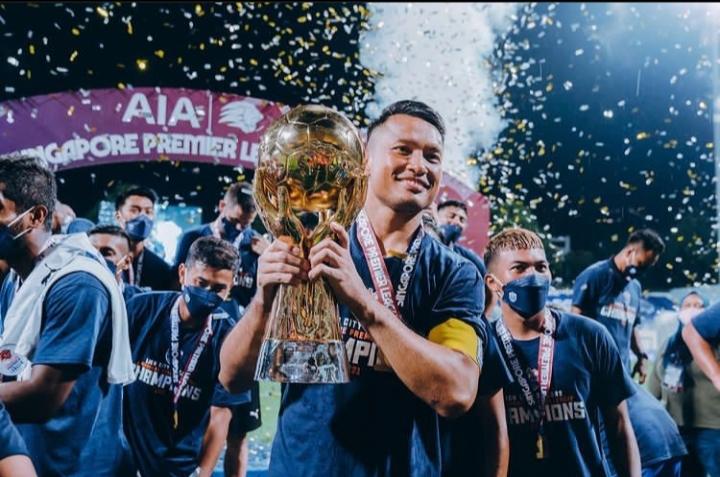Adu Gaya Vicky Prasetyo dan Hassan Sunny. (Instagram/hassansunny18)